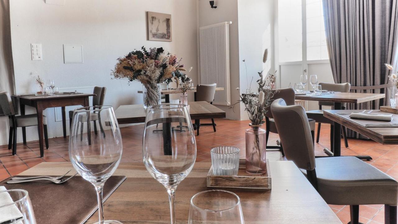 Auberge De Bellelay Restaurant Chez Aron Balde Екстериор снимка