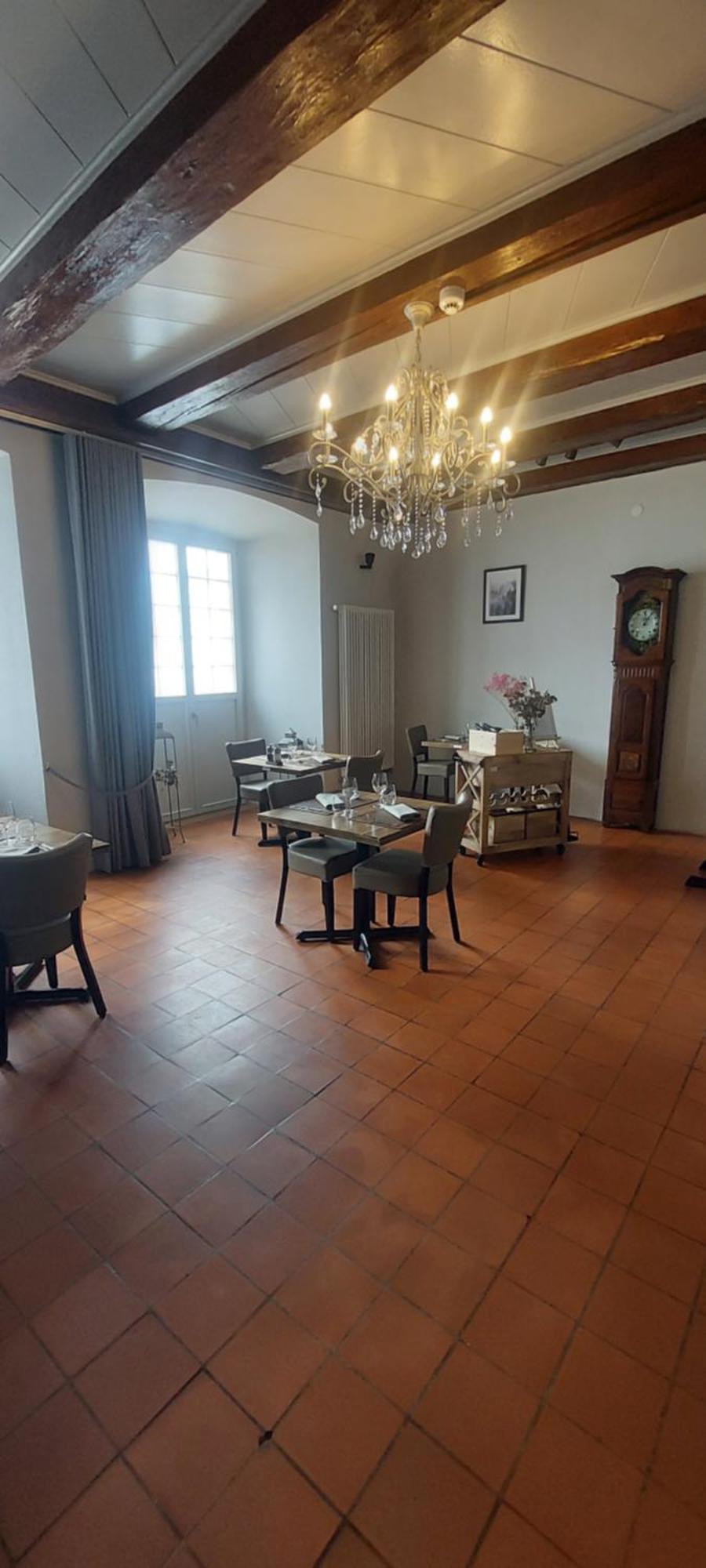 Auberge De Bellelay Restaurant Chez Aron Balde Екстериор снимка